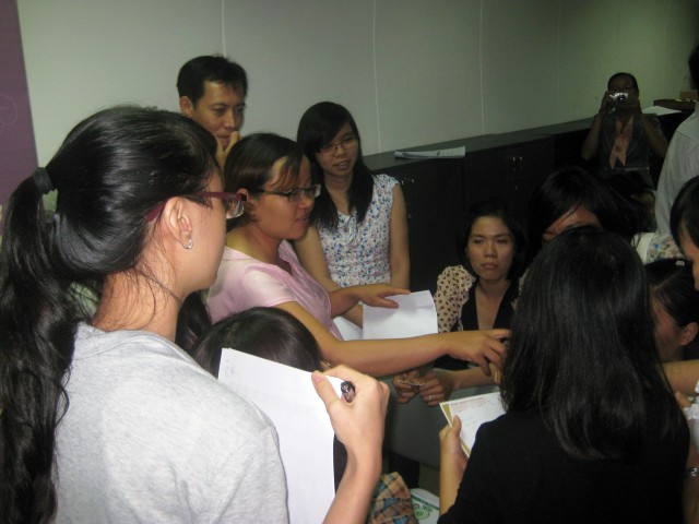 LG VINA cùng chung vai sát cánh (04-10-2012)